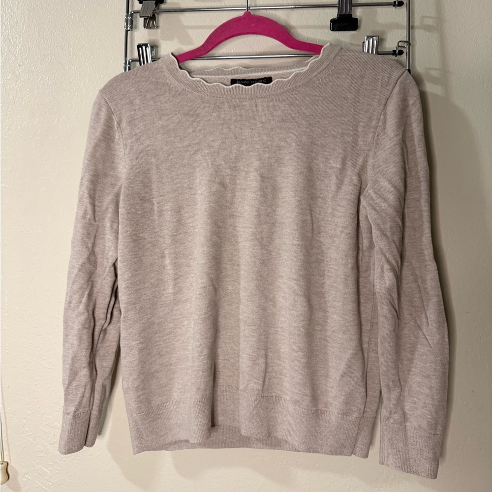 Banana Republic Beige Scalloped Collar Sweater Top Petite M
